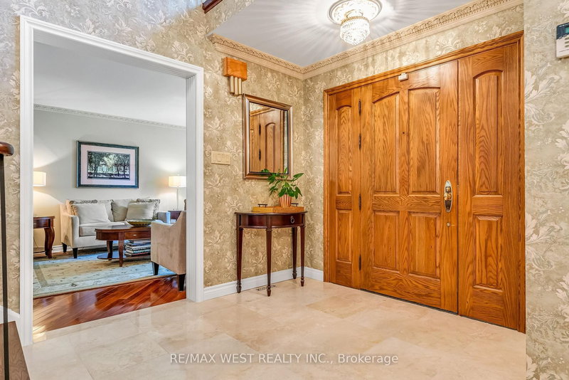 4 Neiltree Crt, Toronto, M9C 5C3 | Image 3