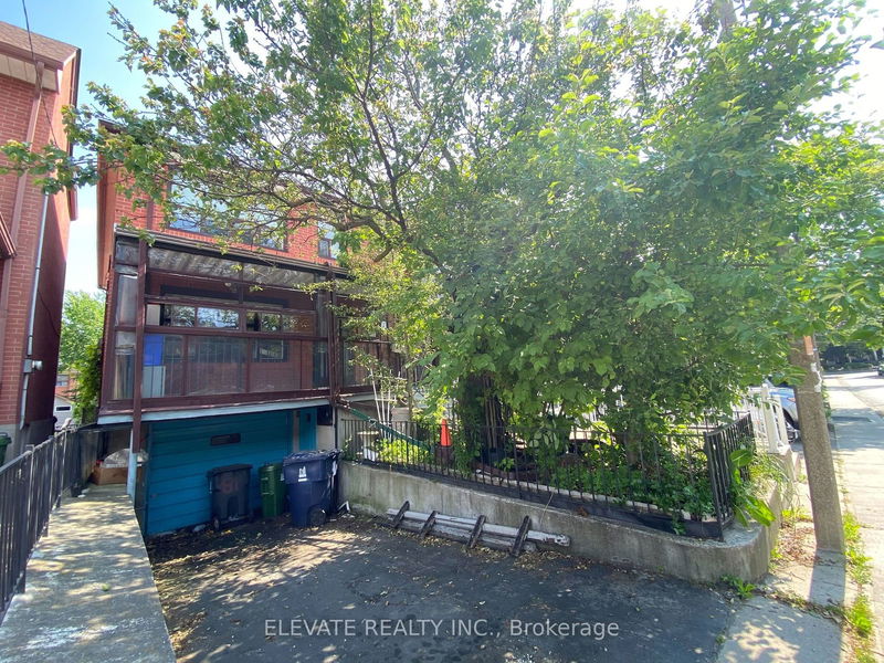 home for sale on 81 Auburn Avenue