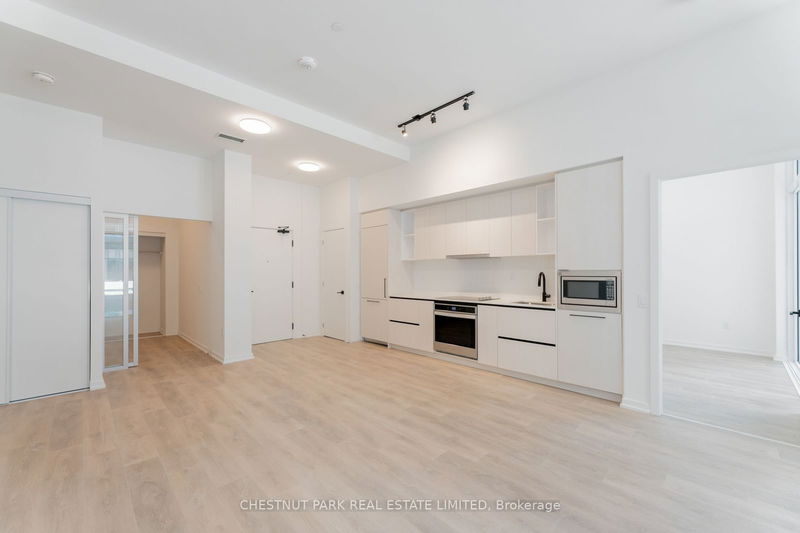 home for lease on 305-1245 Dupont Street