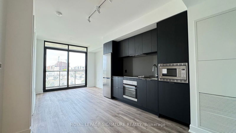 home for lease on 423-86 Dundas Street E