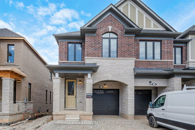 home for lease on 1386 National Common Avenue N