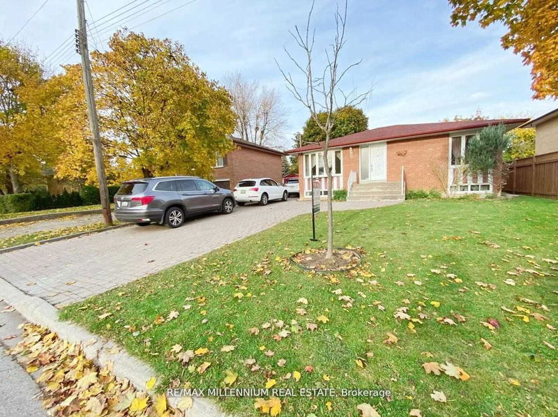 68 Campbell Dr  Brampton, L6X 2H7 | Image 2