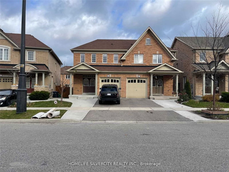 home for lease on 65 Loftsmoor Drive