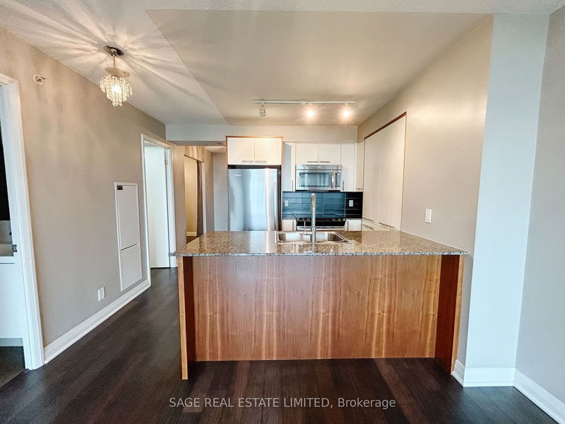 home for lease on 1111-5 Valhalla Inn Road