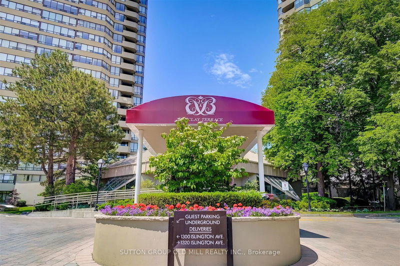 home for sale on 609-1320 Islington Avenue