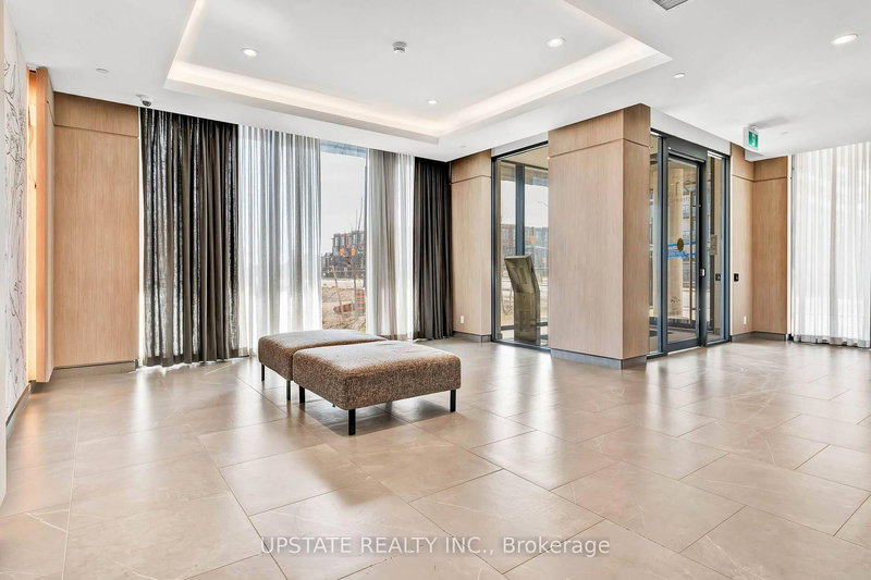 605 - 215 Veterans Dr, Brampton, L7A 5L6 | Image 3