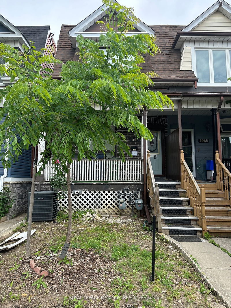home for sale on 1067 Dovercourt Road