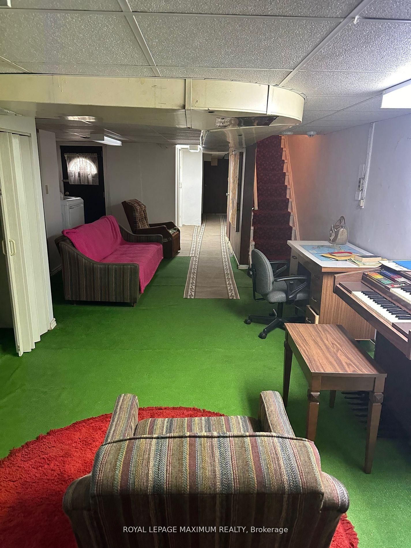 Listing Image 7