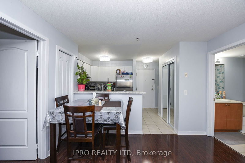  2111 - 6 Dayspring Circ  Brampton, L6P 2Z6 | Image 15