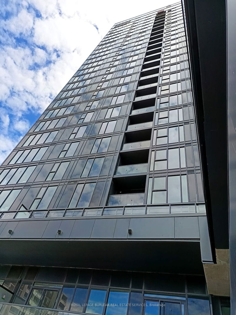 home for lease on 311-370 Martha Street E