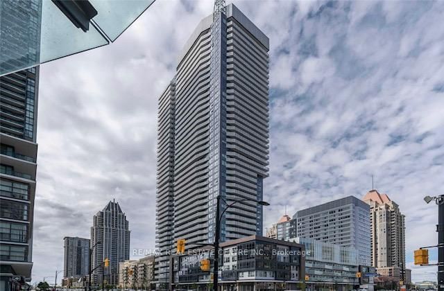 home for lease on 1012-4065 Confederation Pkwy