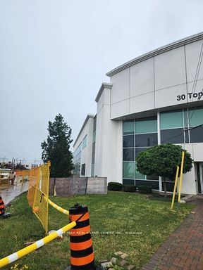 10 - 30 Topflight Dr, Mississauga, L5S 0A8 | Image 2