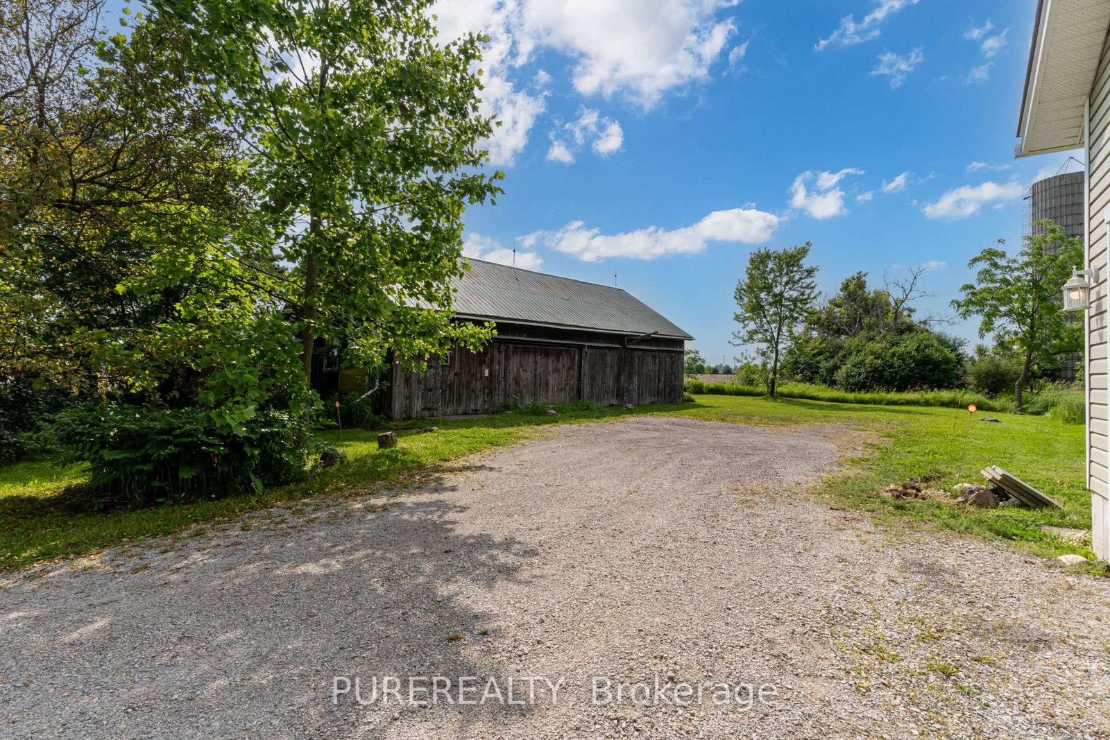 Listing Image 27
