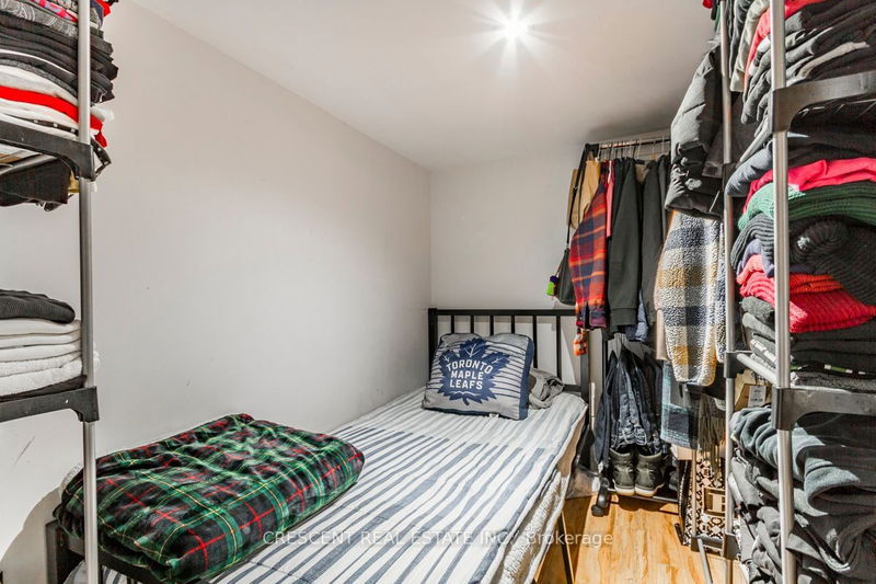 61 Buttonwood Ave  Toronto, M6M 2H9 | Image 36