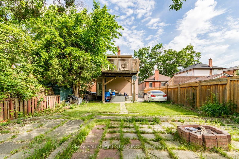 61 Buttonwood Ave  Toronto, M6M 2H9 | Image 40