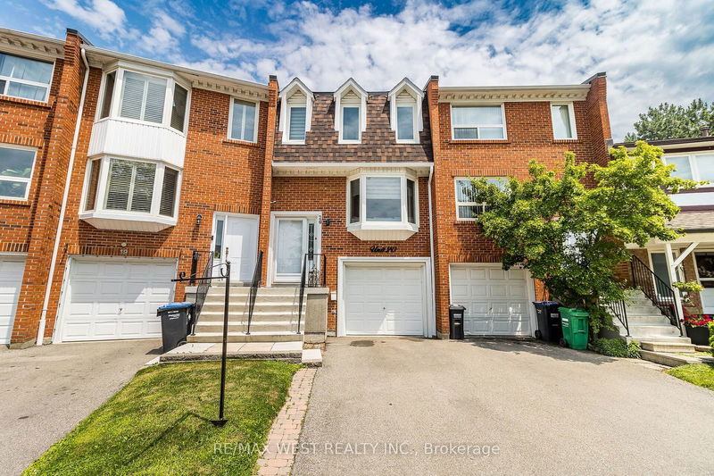 home for sale on 20-333 Meadows Boulevard