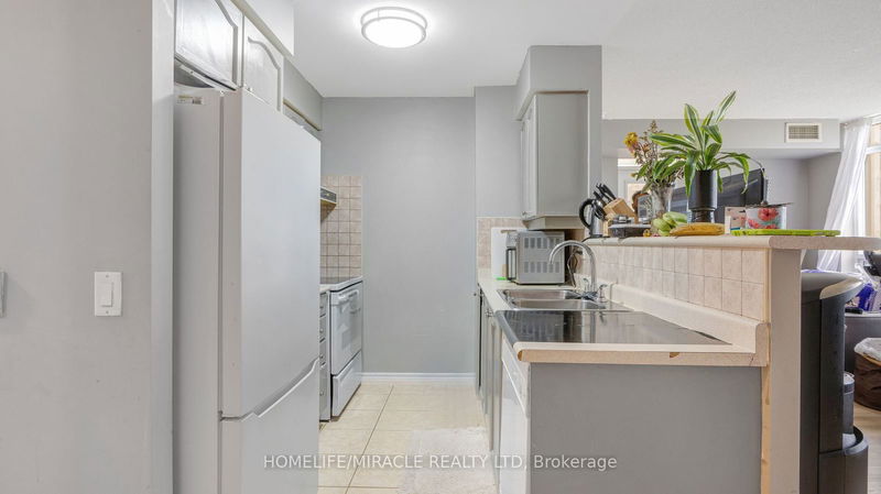  2206A - 710 Humberwood Blvd  Toronto, M9W 7J5 | Image 14