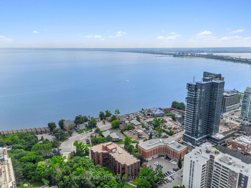 home for sale on 204-2121 Lakeshore Road