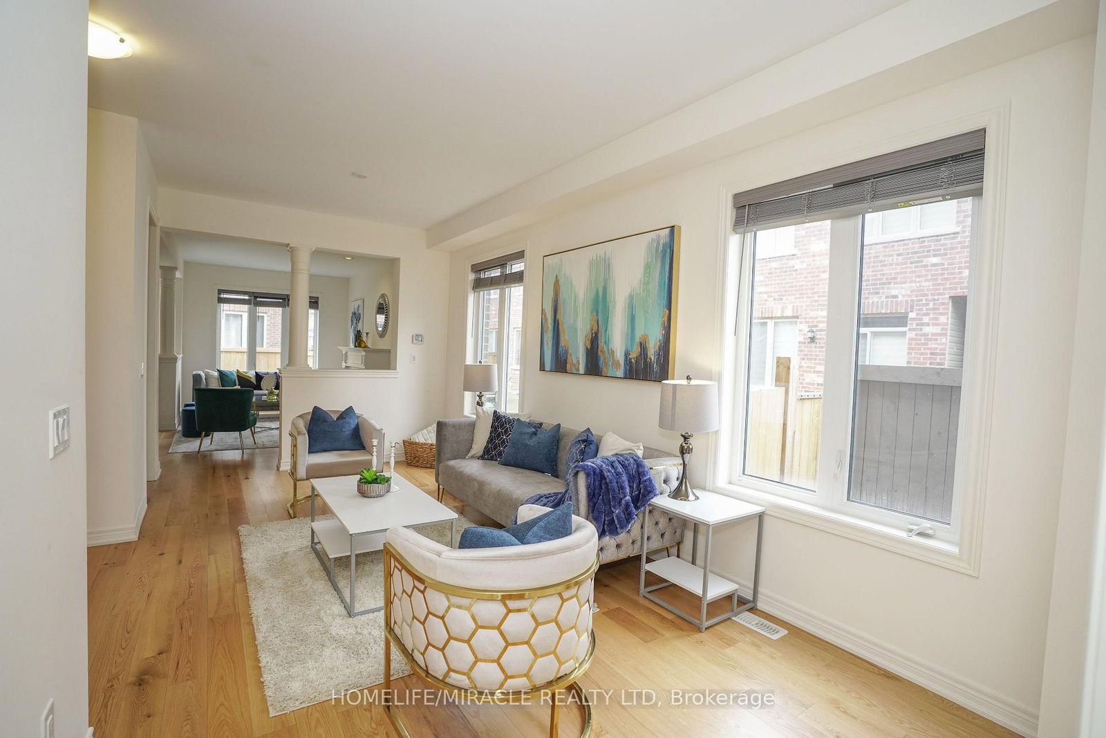 Listing Image 9