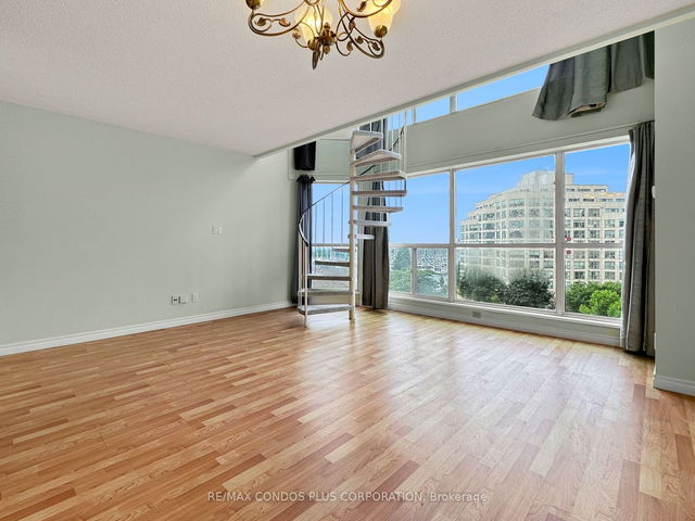 723 - 2261 Lakeshore Boulevard