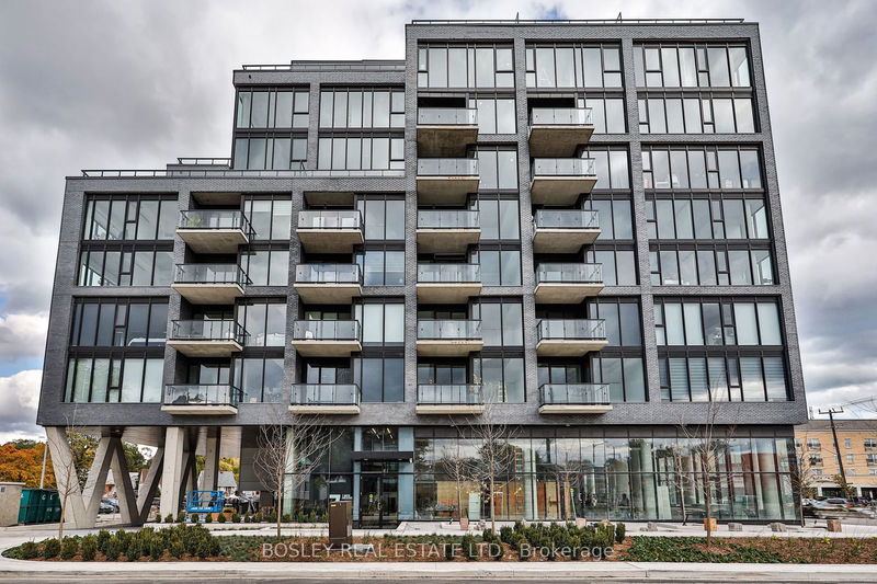 home for lease on 715-7 Smith Crescent