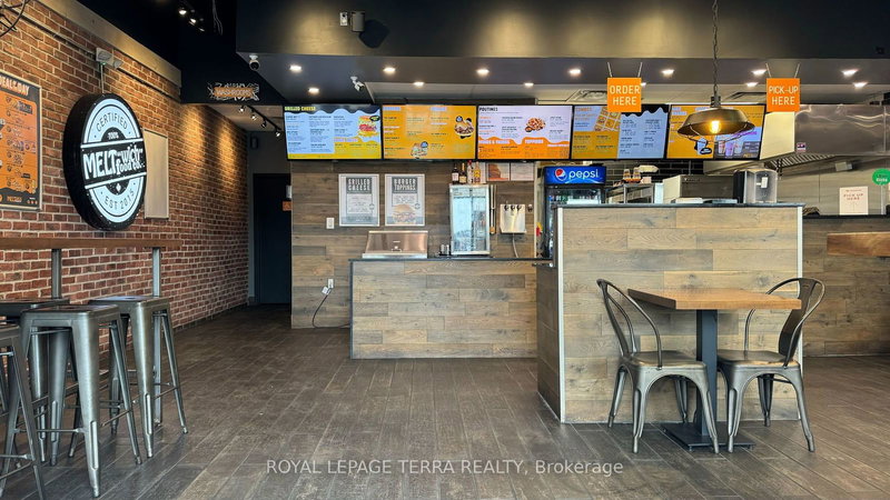 E110 - 676 Appleby Line, Burlington, L7L 5Y1 | Image 2