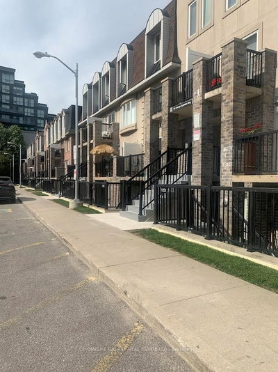 Townhouse sold at 2153-105 George Appleton Way, Toronto, Ontario, M3M 0A2 - Downsview-Roding-CFB - MLS: W8468186