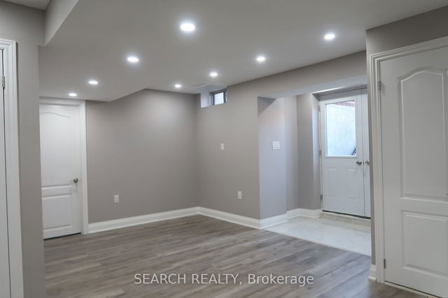 Bsmt - 8 Nightland Court