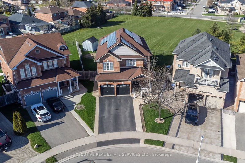 home for sale on 114 Pappain Crescent N