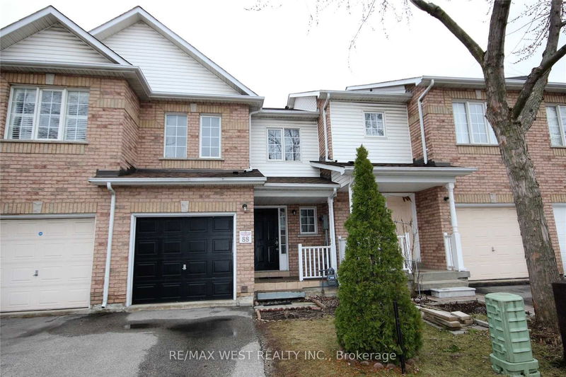 home for lease on 7 Stallion Place