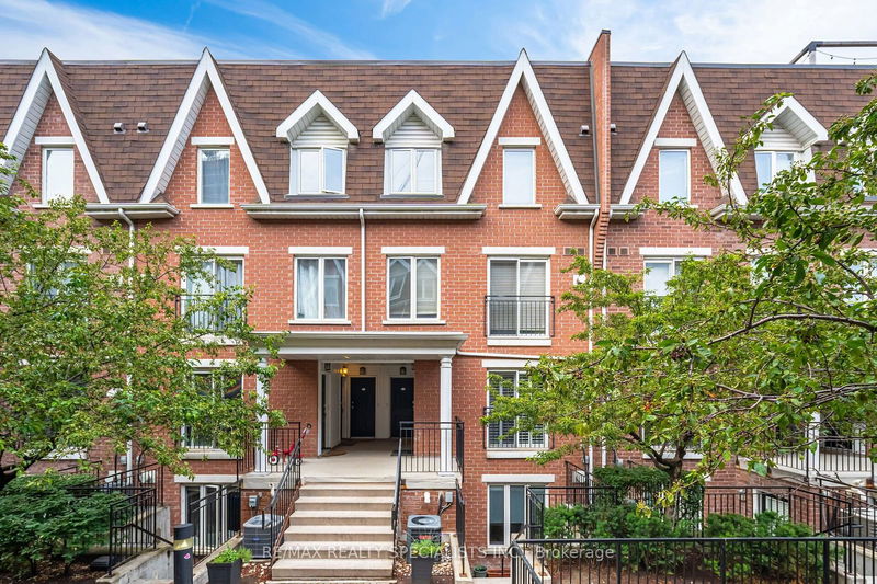 home for sale on 1021-18 Laidlaw Street