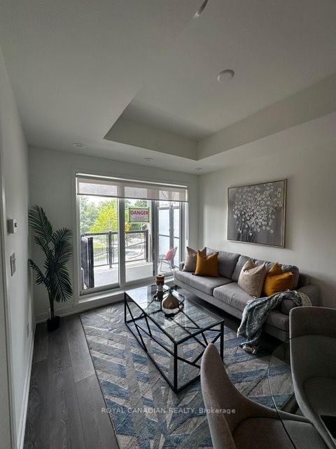  204 - 165 Canon Jackson Dr  Toronto, M6M 2G1 | Image 6