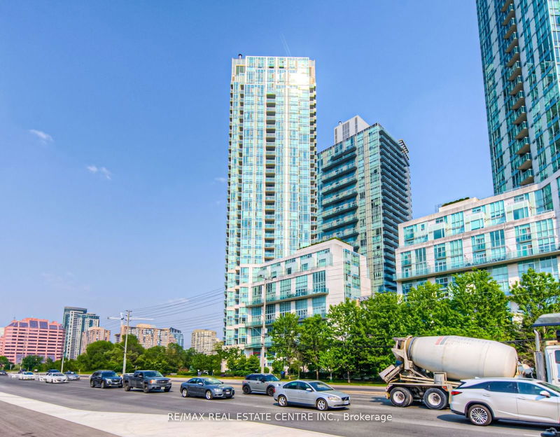 home for lease on 3303-220 Burnhamthorpe Road