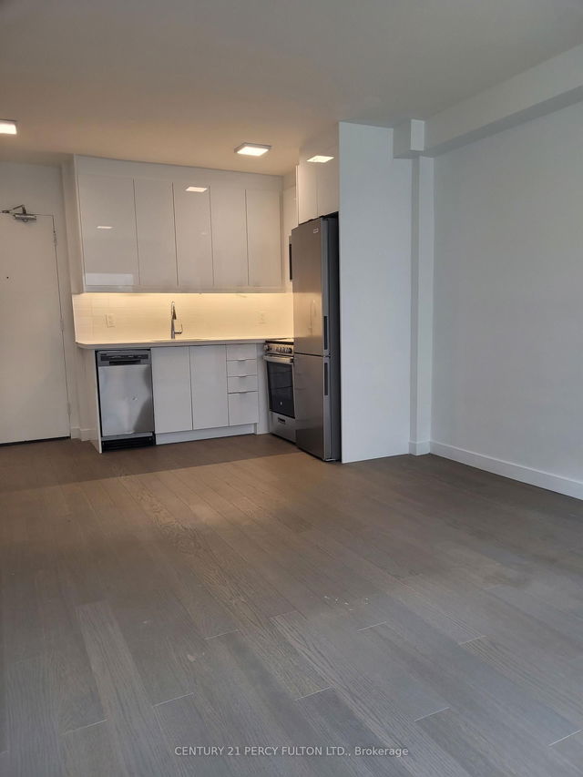 305 - 478 Caledonia Road