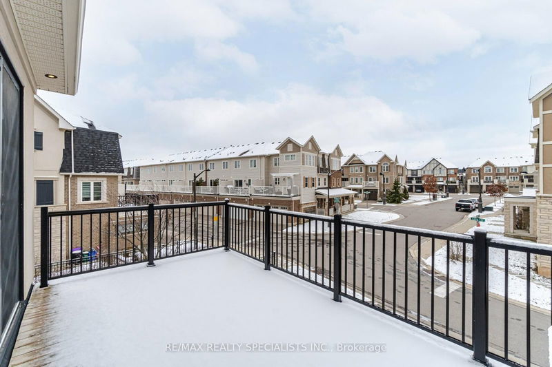 3004 Preserve Dr  Oakville, L6M 0T9 | Image 11