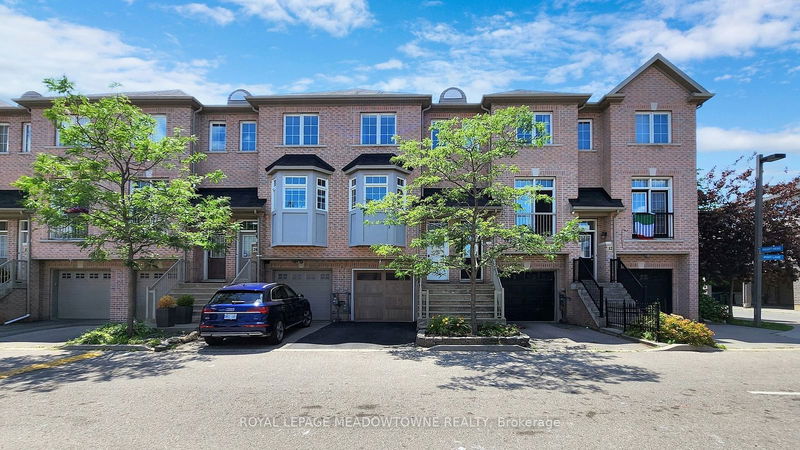 home for sale on 28 Pont Lane E