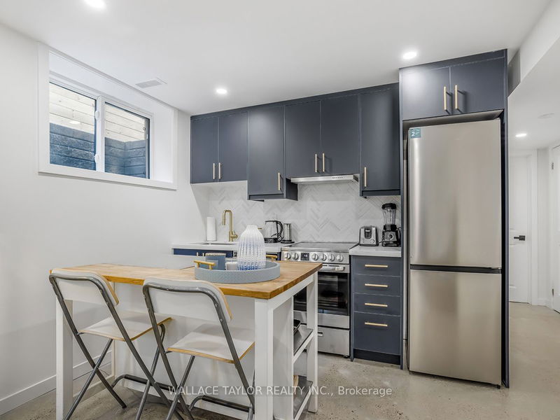 home for lease on LOWER-193 Perth Avenue