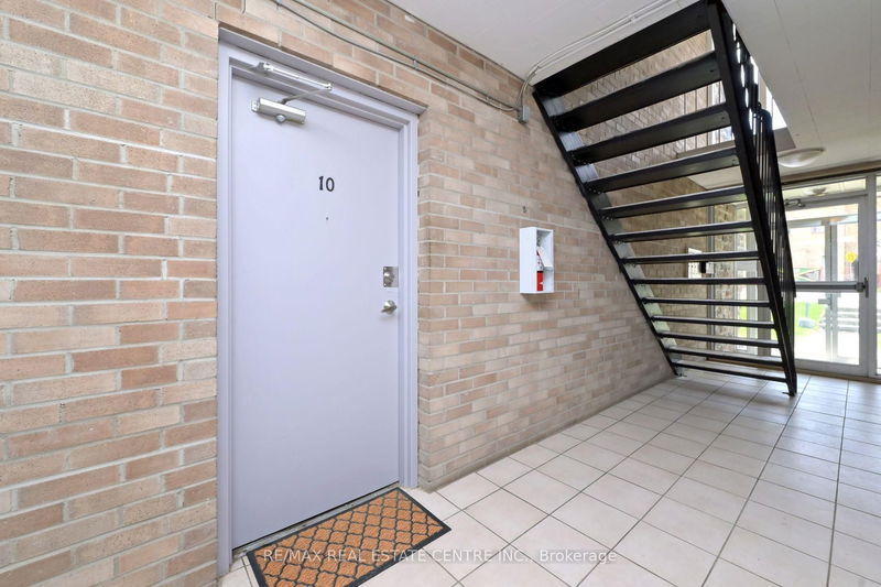 Room2