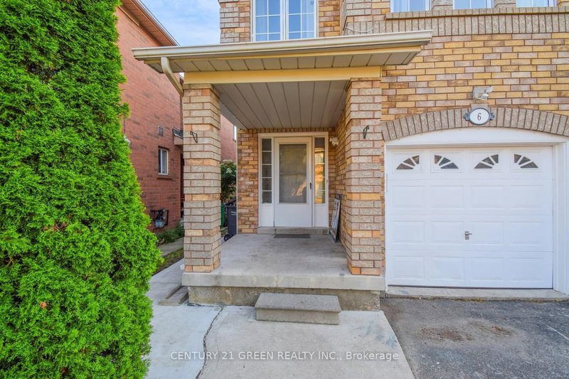 6 Corvette Crt, Brampton, L7A 2H7 | Image 3