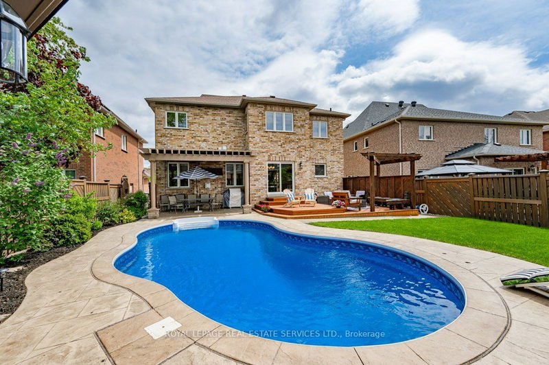 home for sale on 39 Louvain Drive