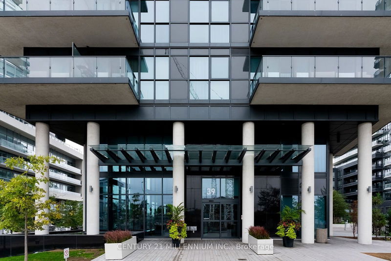 home for lease on 701-39 Annie Craig Drive