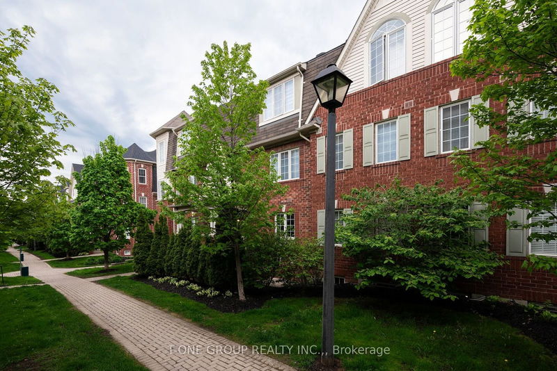 home for sale on 3-760 Neighbourhood Circle