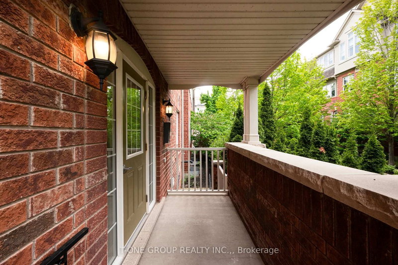 3 - 760 Neighbourhood Circ, Mississauga, L5B 0B7 | Image 3