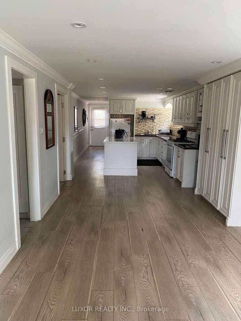 home for lease on 4275 Woodington Drive