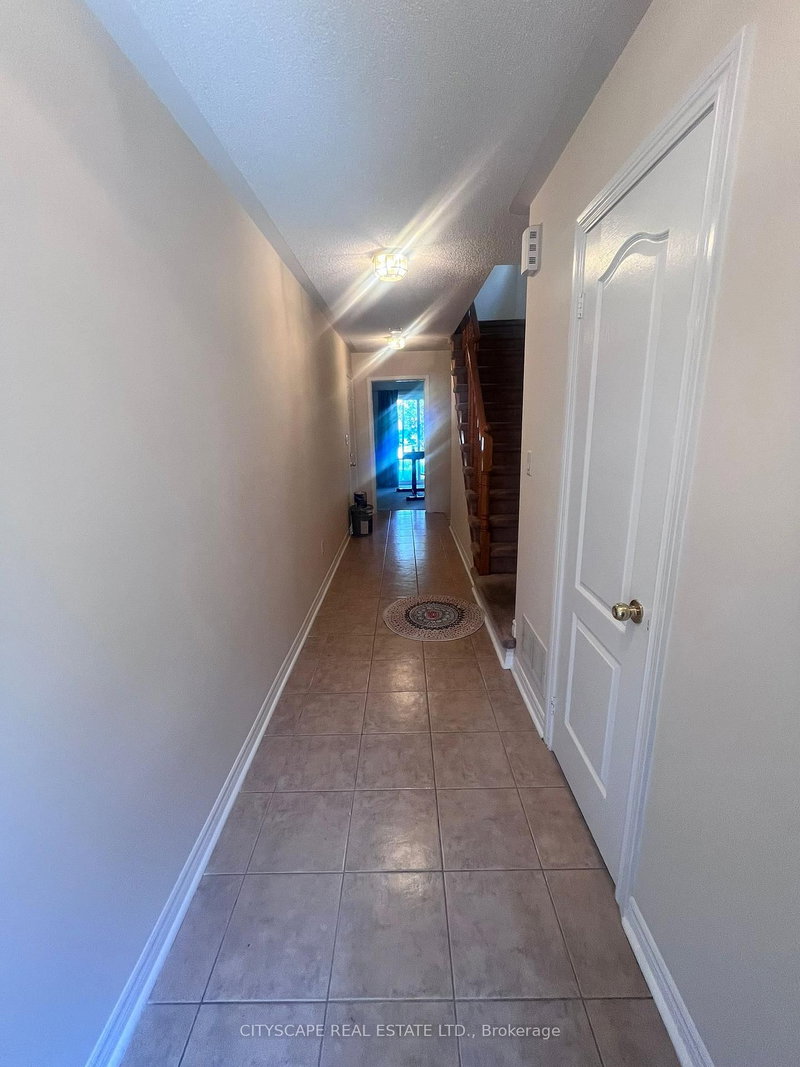 27 Frost King Lane, Toronto, M9W 0A5 | Image 3