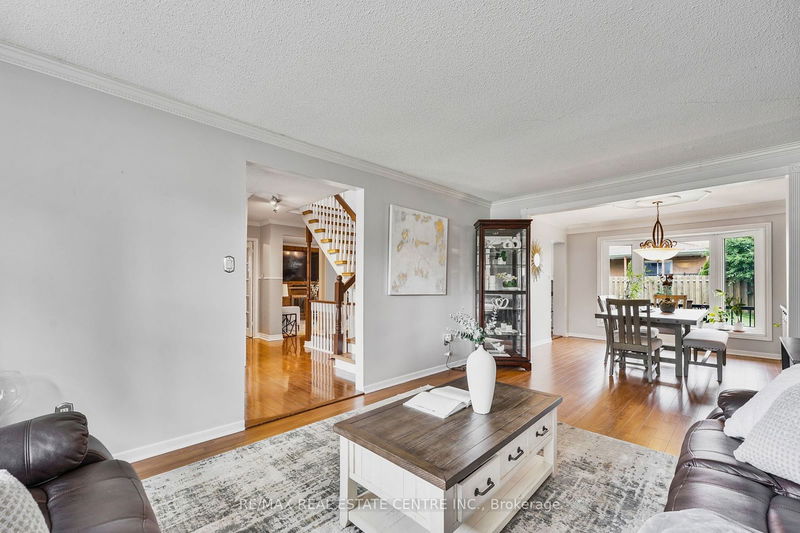 14 Jill Cres  Brampton, L6S 3J2 | Image 5