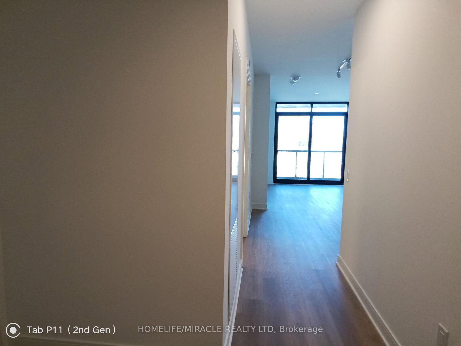 86 Dundas Street, Unit 625 - Photo 4