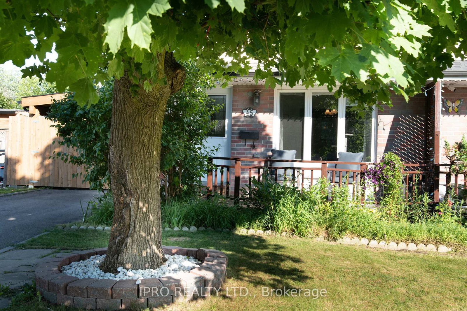 Listing Image 3
