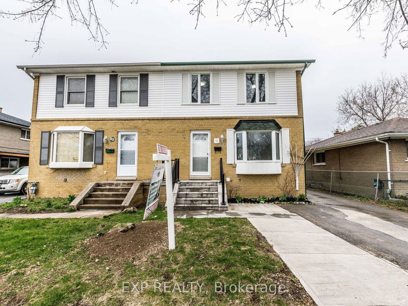 home for lease on Main Lv-91 Corby Crescent