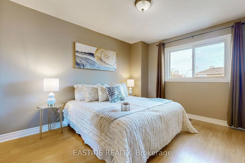 3517 Copernicus Dr  Mississauga, L5B 3K6 | Image 17